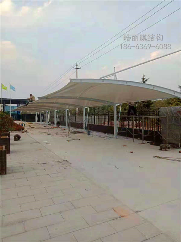 山西芮城縣大禹生物制藥膜結(jié)構(gòu)車(chē)